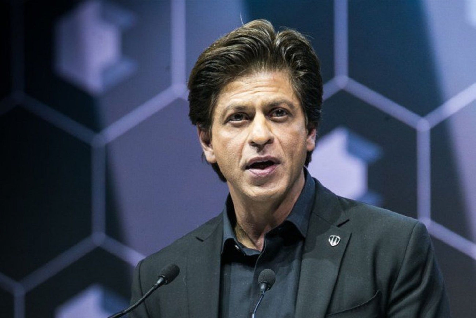 Shah Rukh’s salary is 100 crores!