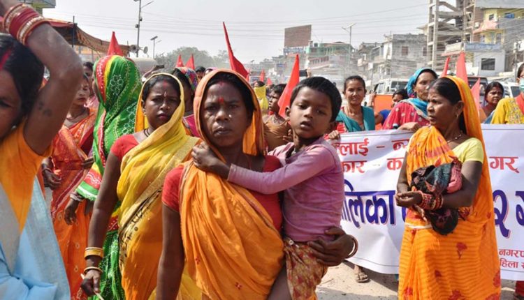 Demonstration by women in the streets demanding ‘hang the corrupt’