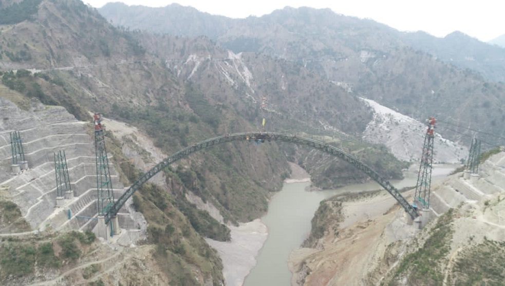 The world’s tallest railway bridge was built in India