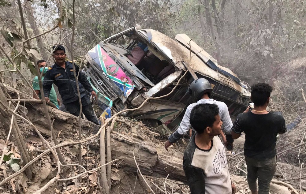 Three killed, 28 injured in bus accident