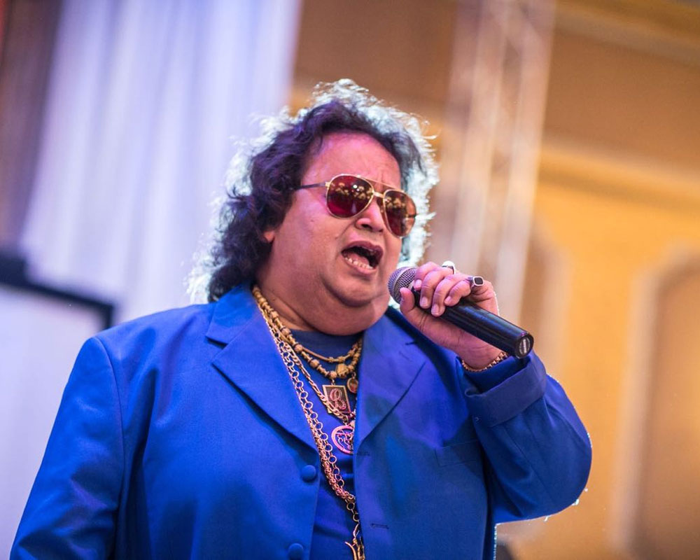 Popular singer Bappi Lahiri infected Corona