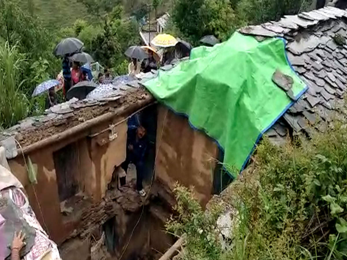 Death when house collapsed due to rain