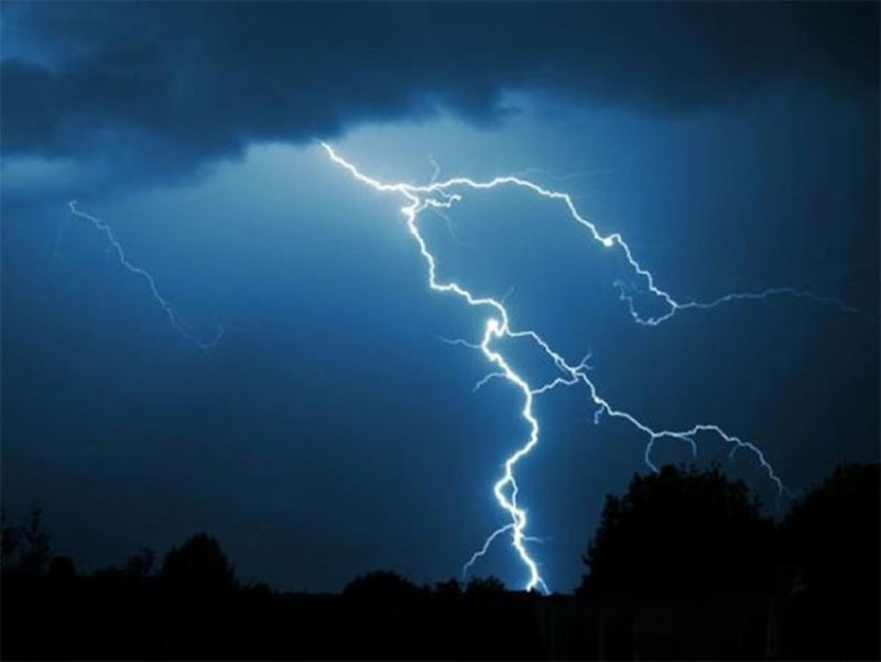 Lightning strike injures 14 paddy planters in Chitwan