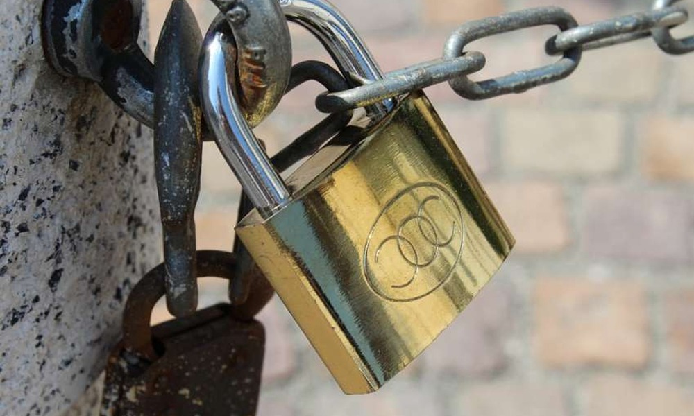 Ward office locked due to dispute over construction of playground