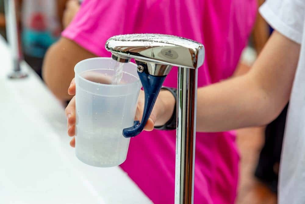 Around 1 in 4 people lack safe drinking water at home in 2020: report