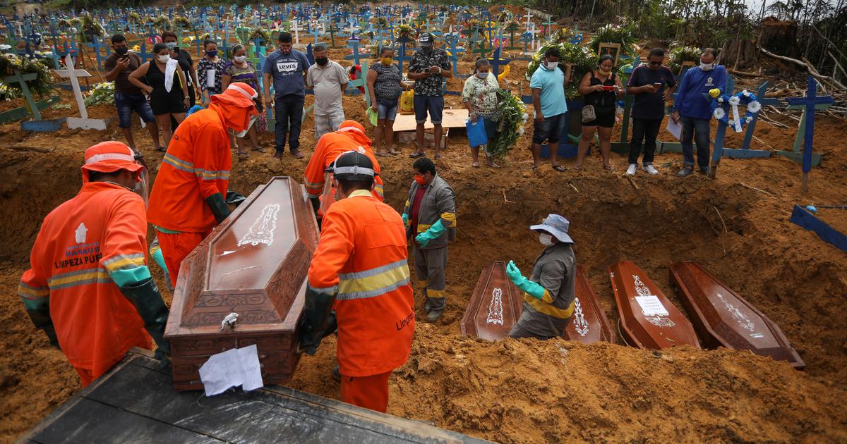 Brazil reports 1,424 more COVID-19 deaths