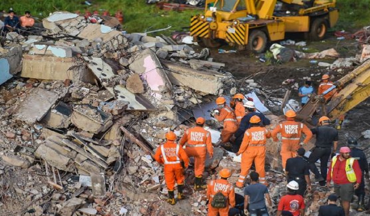 3 killed, 7 injured after house collapses in India’s Mumbai