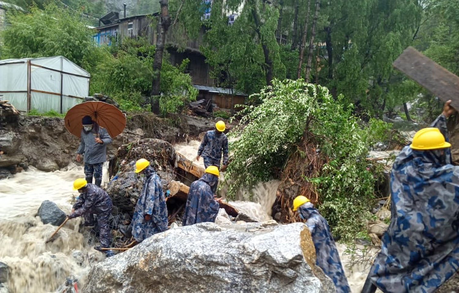 Two weeks on, disaster-blocked road yet to resume