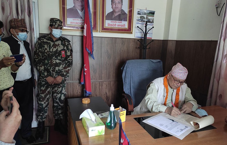 Lumbini State Chief Sherchan takes over