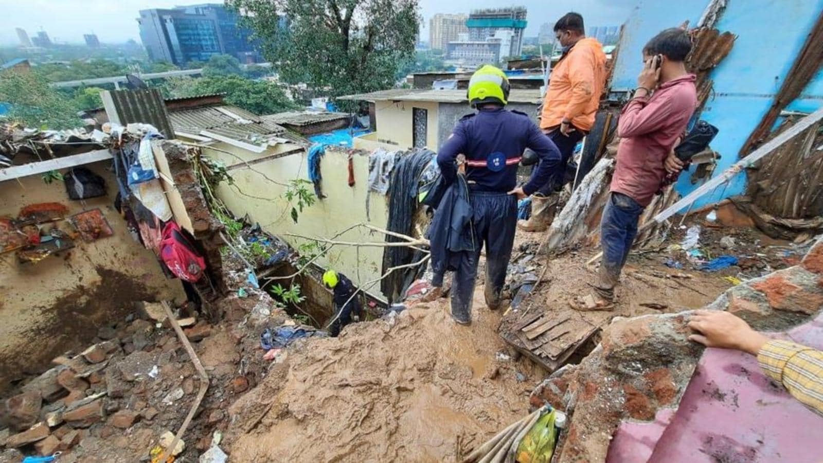 At least 15 killed in two landslide incidents in Mumbai