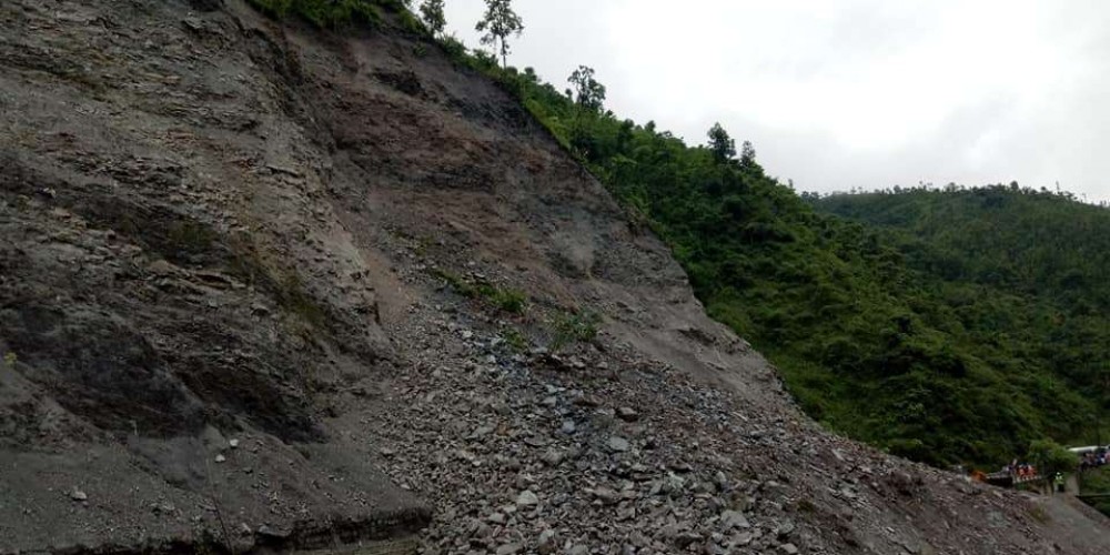 Landslides obstructs Mid-Hill Highway