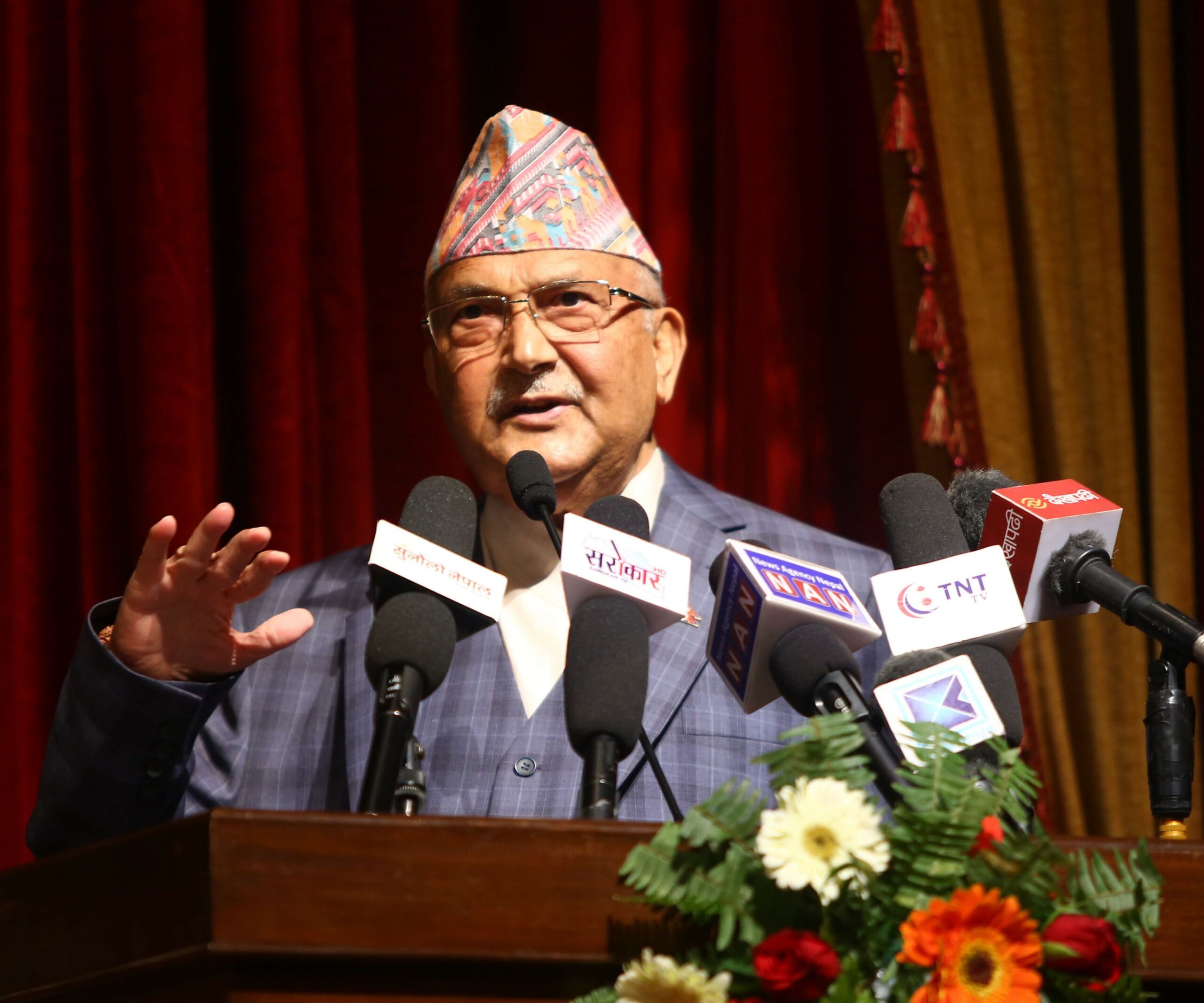 UML chairperson Oli addressing a special press conference