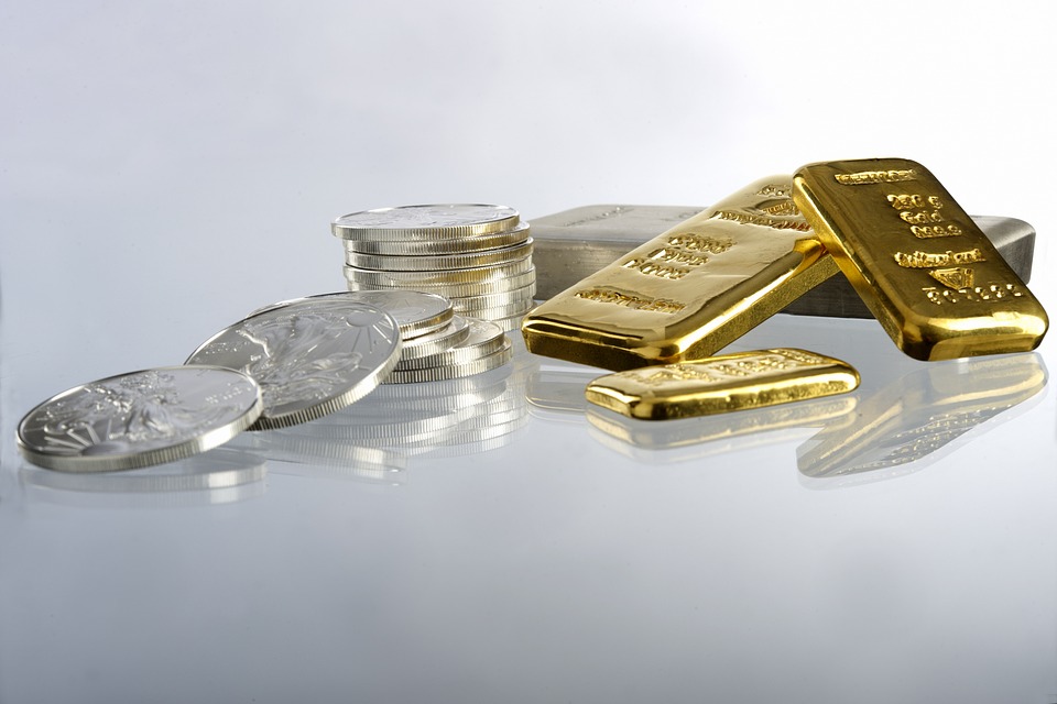 Price of gold & silver surged again