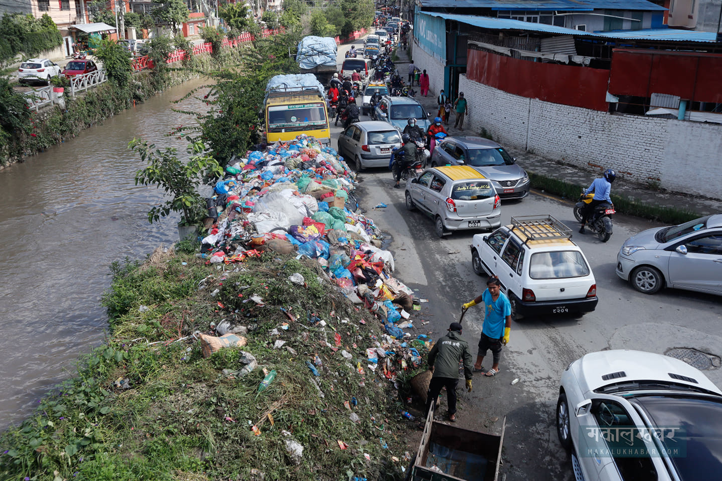 Kathmandu Metropolitan City started collecting garbage [Photos]