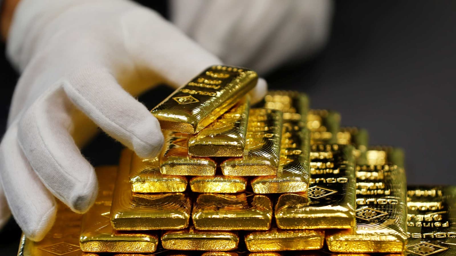 Gold price fell