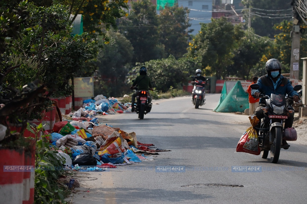 People’s life in the city has become difficult [Photos]