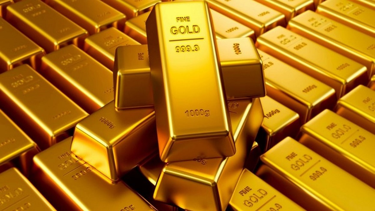 Gold increased by one thousand, how much is being traded?