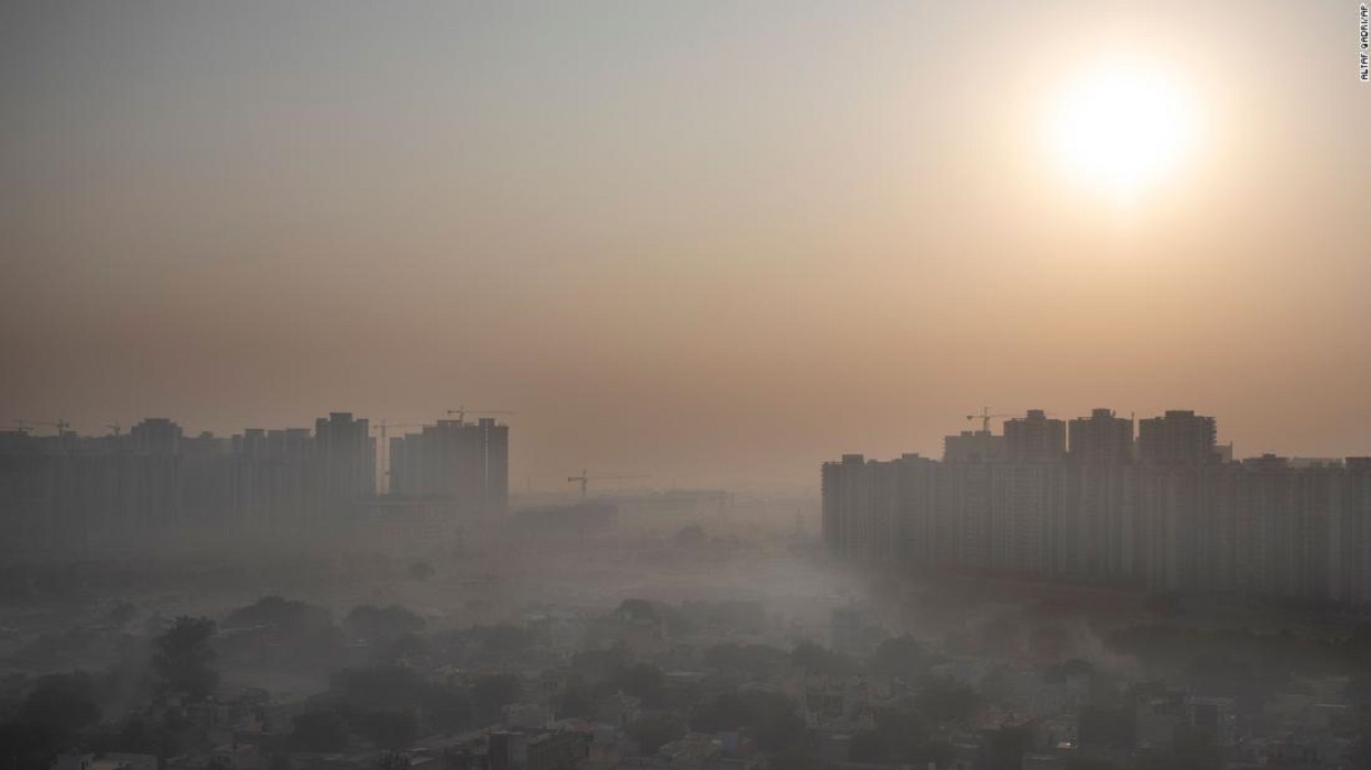 Delhi suffocated by air pollution