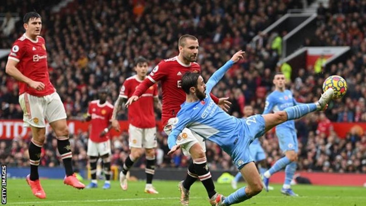 City wins in Manchester derby