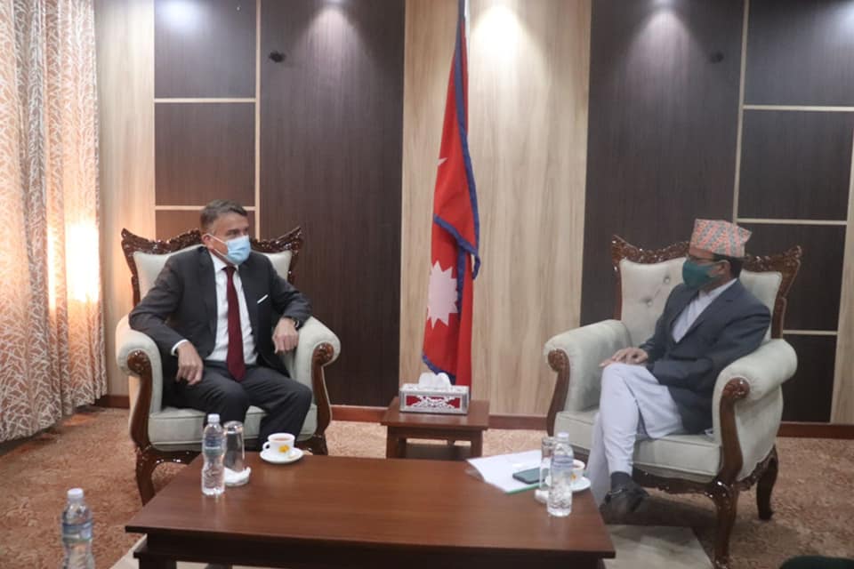 Meeting between Defense Minister Rijal and Secretary General Saunders