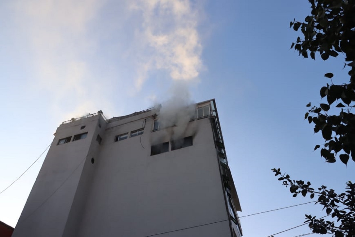 Indreni Complex in Baneshwor caught fire [Photos]