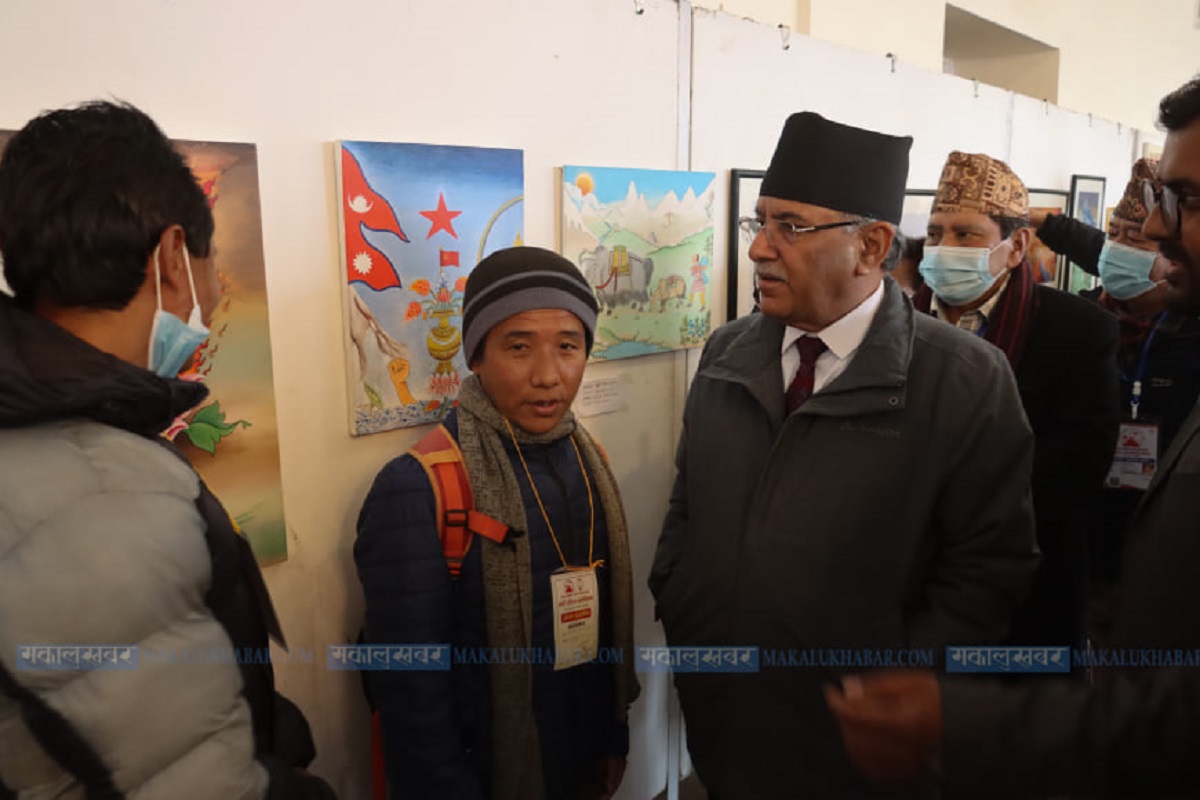 Prachanda observing painting [Photos]