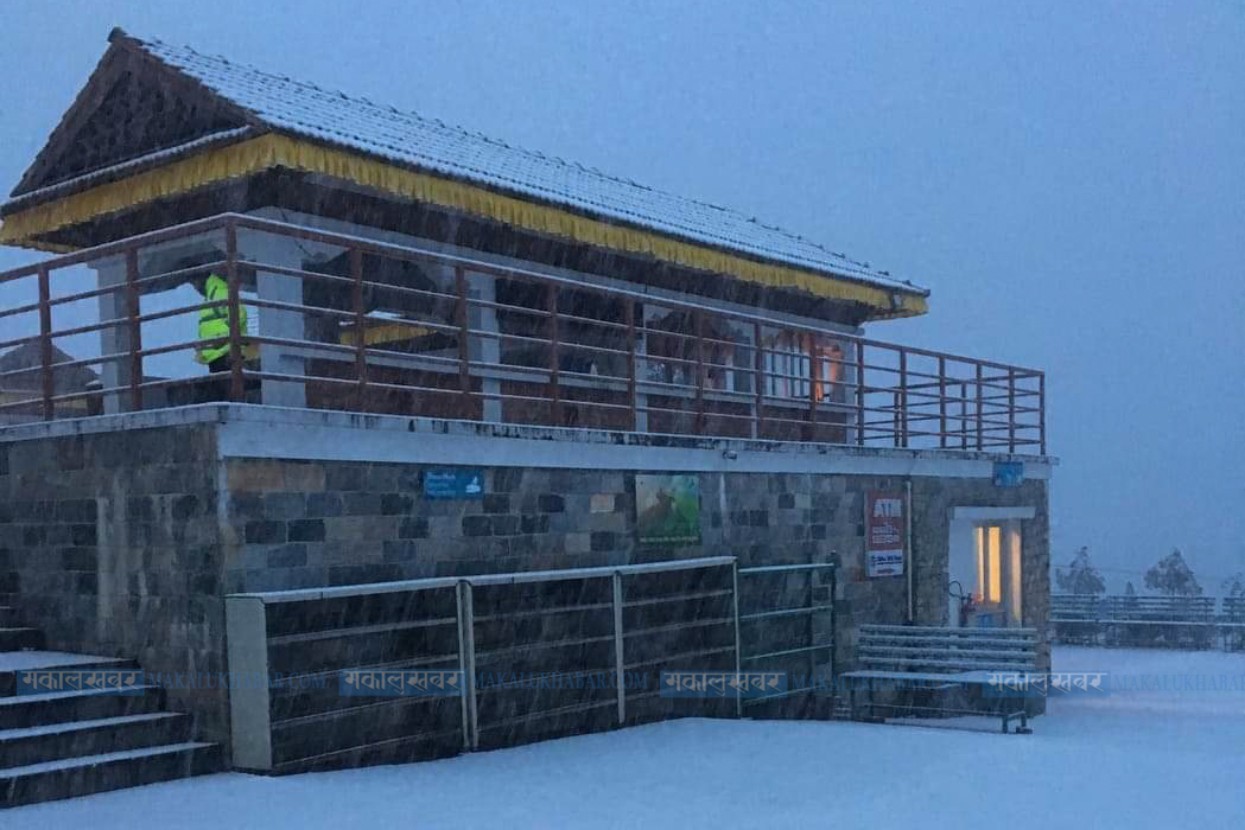 Snow falls on Chandragiri [Photos]