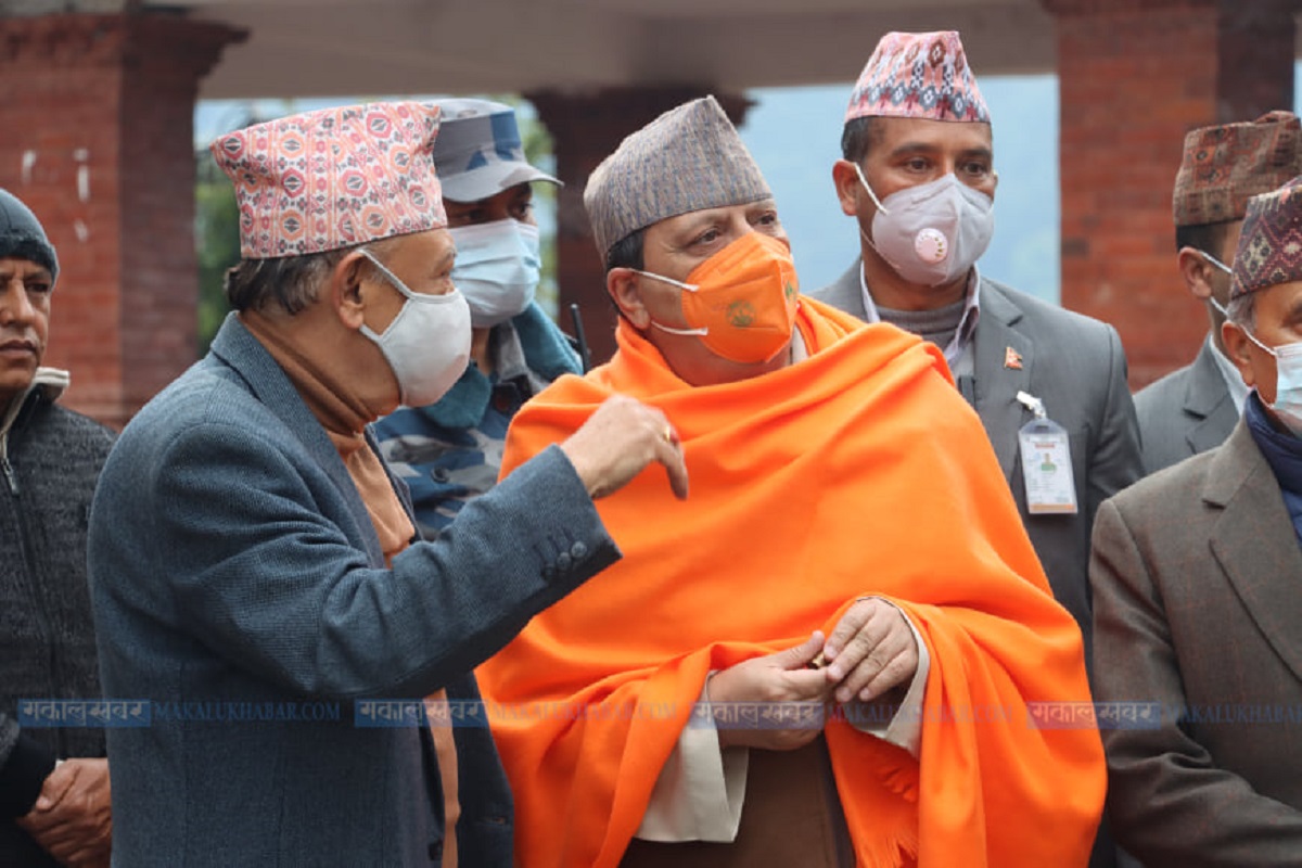 Former King Gyanendra arrives Uttar Gaya for Shraddha [Photos]