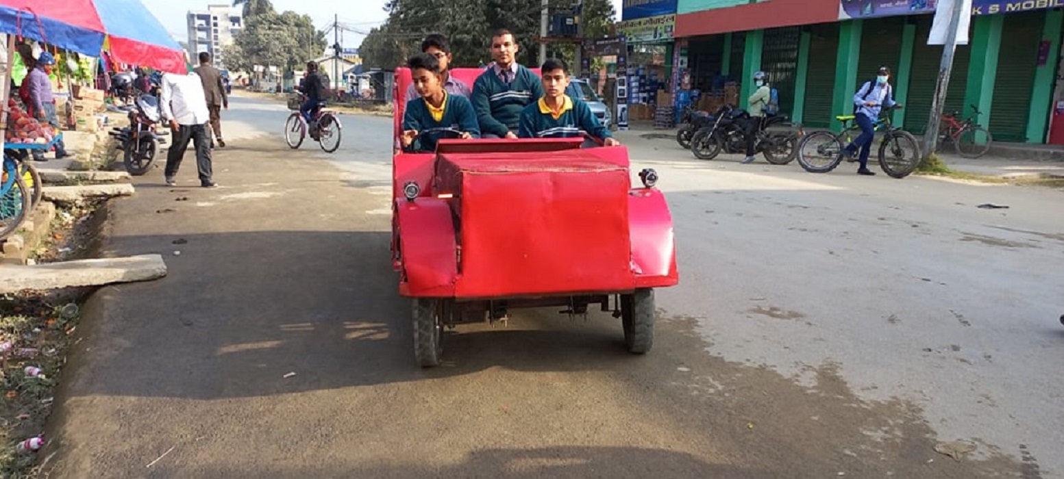 Electric car created by four tenth-grade students