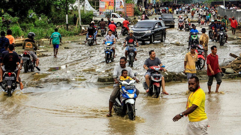 6 dead, hundreds flee as floods, landslides hit Indonesia’s Papua province