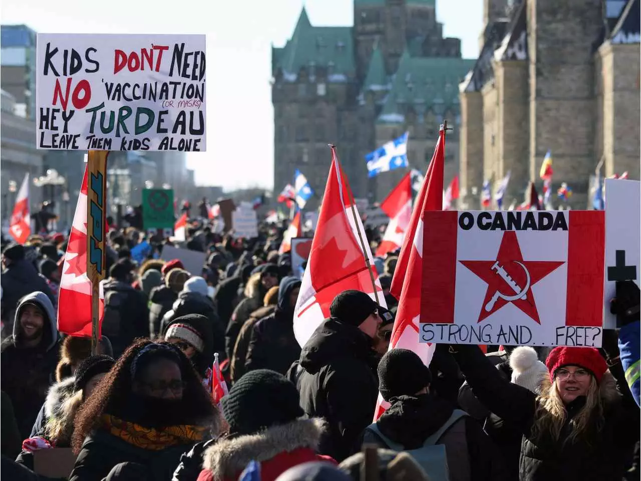 Thousands in Ottawa protest COVID-19 mandates