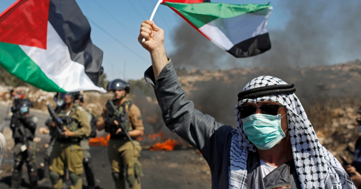 Dozens of Palestinians injured in clashes with Israeli soldiers in West Bank: medics