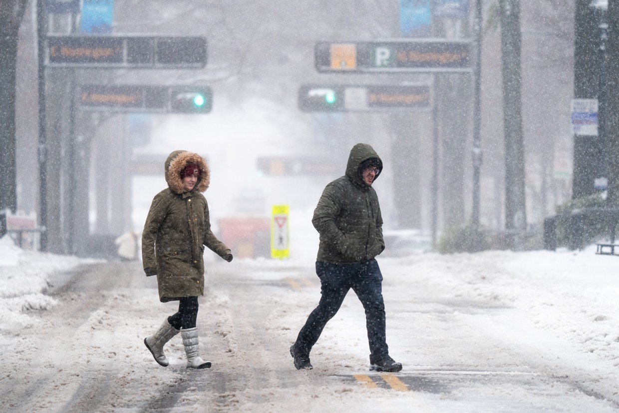 US: Snow, ice blast through South with powerful winter storm