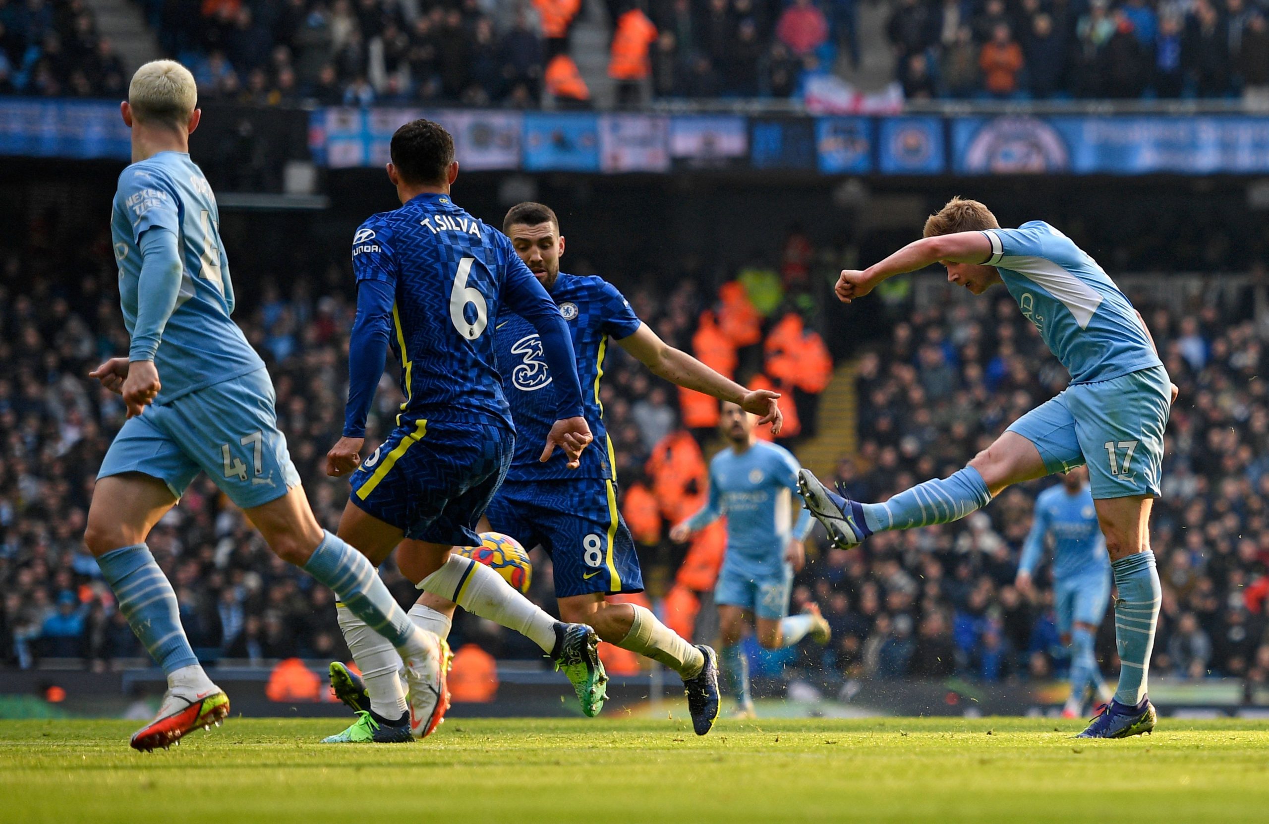 Manchester City’s victory over Chelsea in Bruyne’s goal