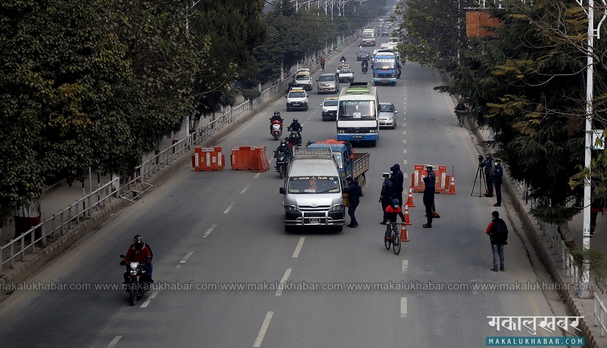 Less traffic seen on first day of odd-even system [Photos]