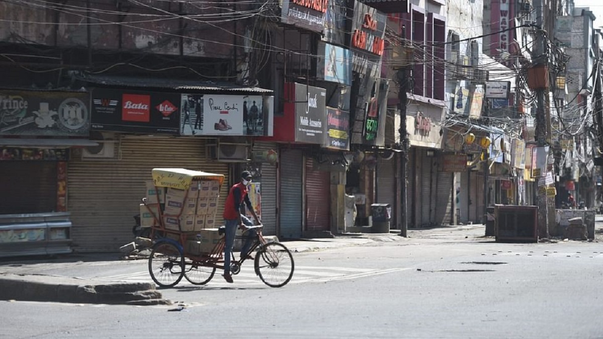 Kejriwal govt recommends ending weekend curfews, odd-even system in markets