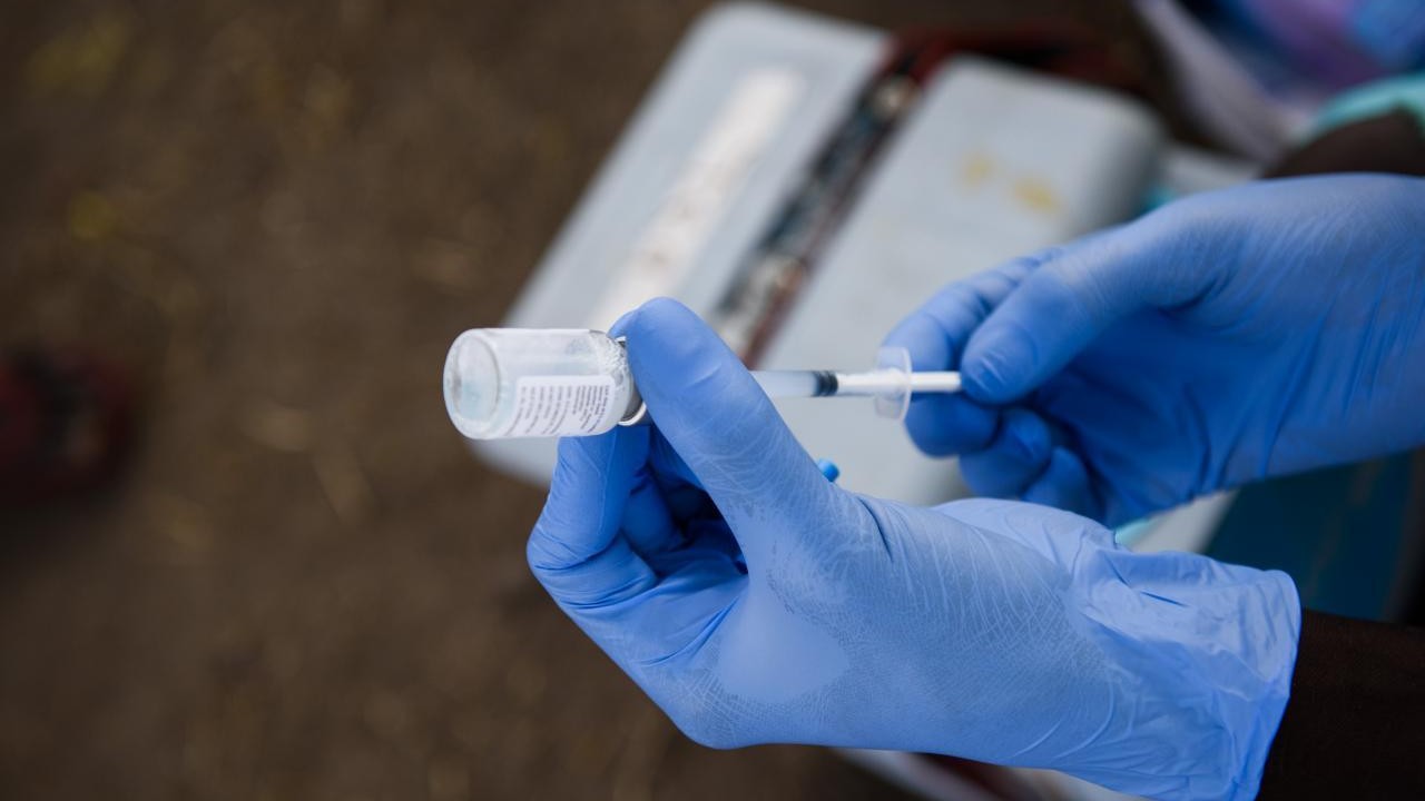 63 per cent eligible population of KMC gets full dose of vaccine against coronavirus