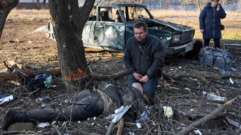 7 killed, 9 injured in Russian shelling in Ukraine