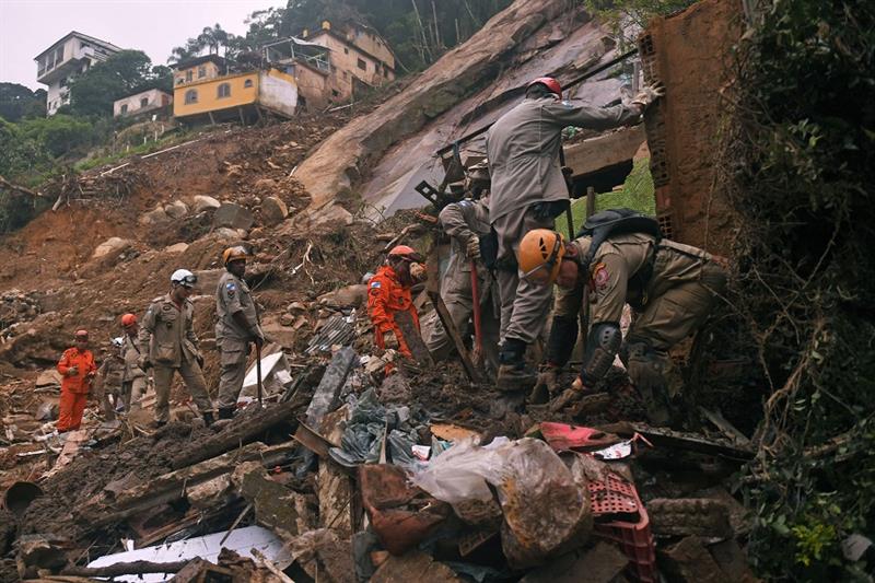 Death toll from mudslides rises to 152 in Brazil