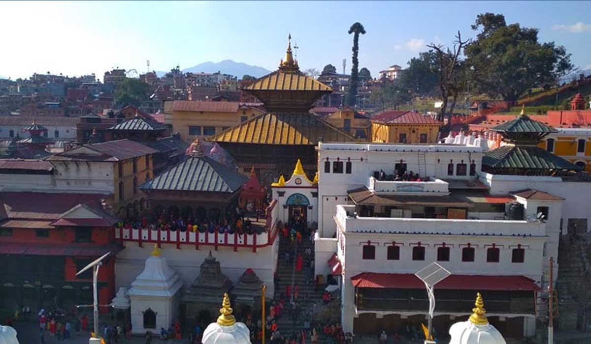 Authority team reaching Pashupatinath temple to investigate the Jalhari case