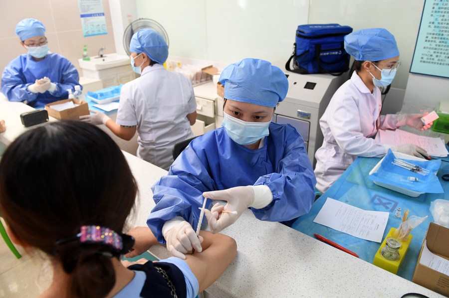 Over 3.1 bln COVID-19 vaccine doses administered on Chinese mainland