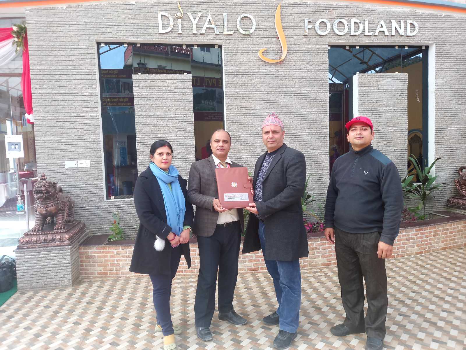 Mahalaxmi Bikas Bank customers to get discounts at Diyalo Foodland