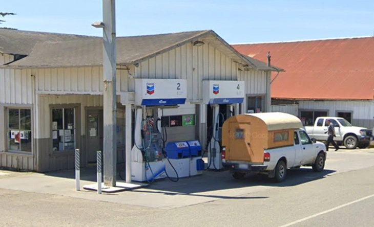 Small gas station in Northern California coastal town likely highest pump price in U.S.