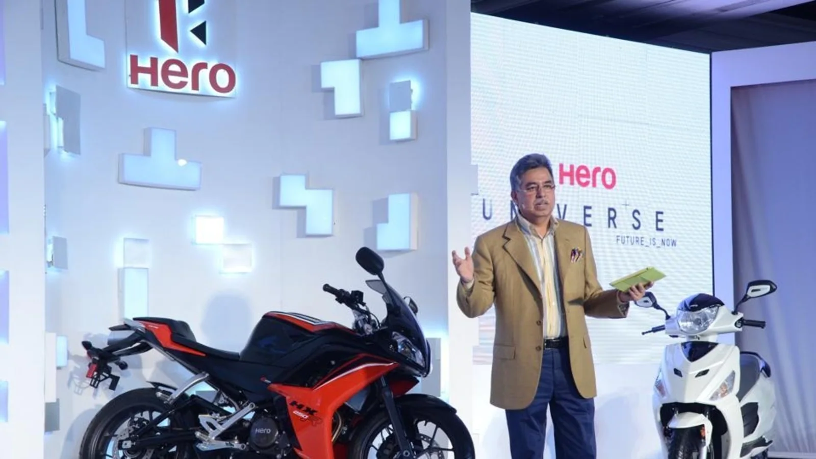 Hero Motocorp boss Pawan Munjal’s office, residence under income tax raids