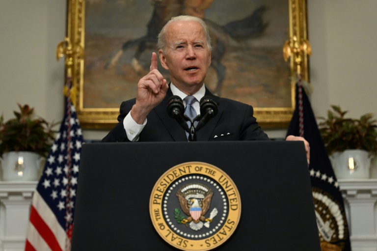 Biden unveils $800 million in new Ukraine military aid, to ask Congress for more