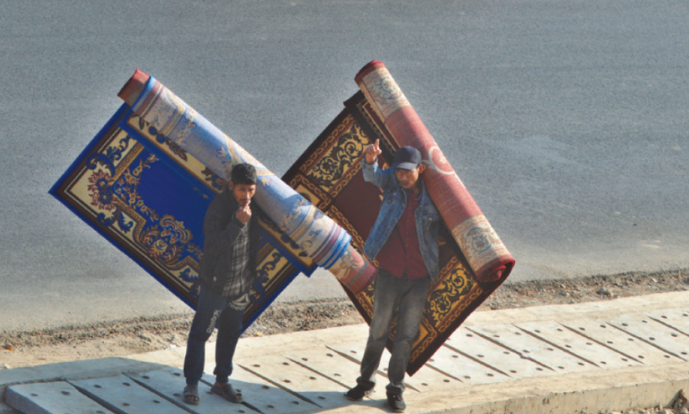 Carpet business booms again, but with imported products