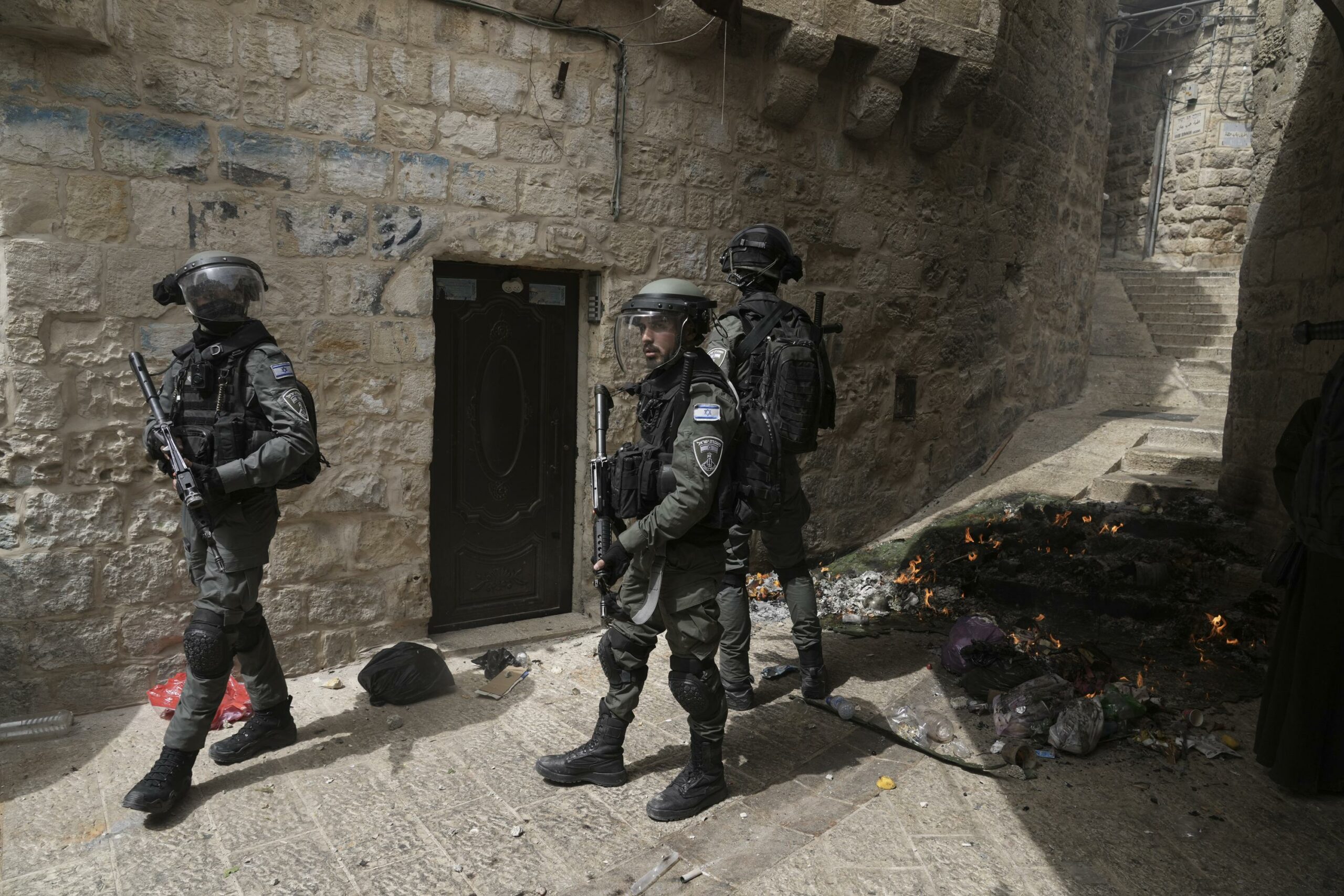 Clashes erupt again at Jerusalem’s flashpoint holy site