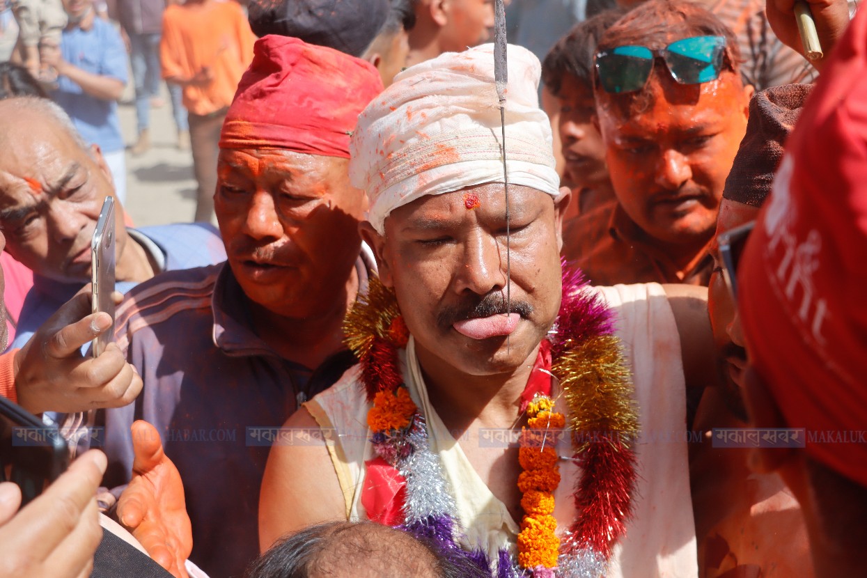 Buddha Krishna pierced his tongue for the last time [Photos]