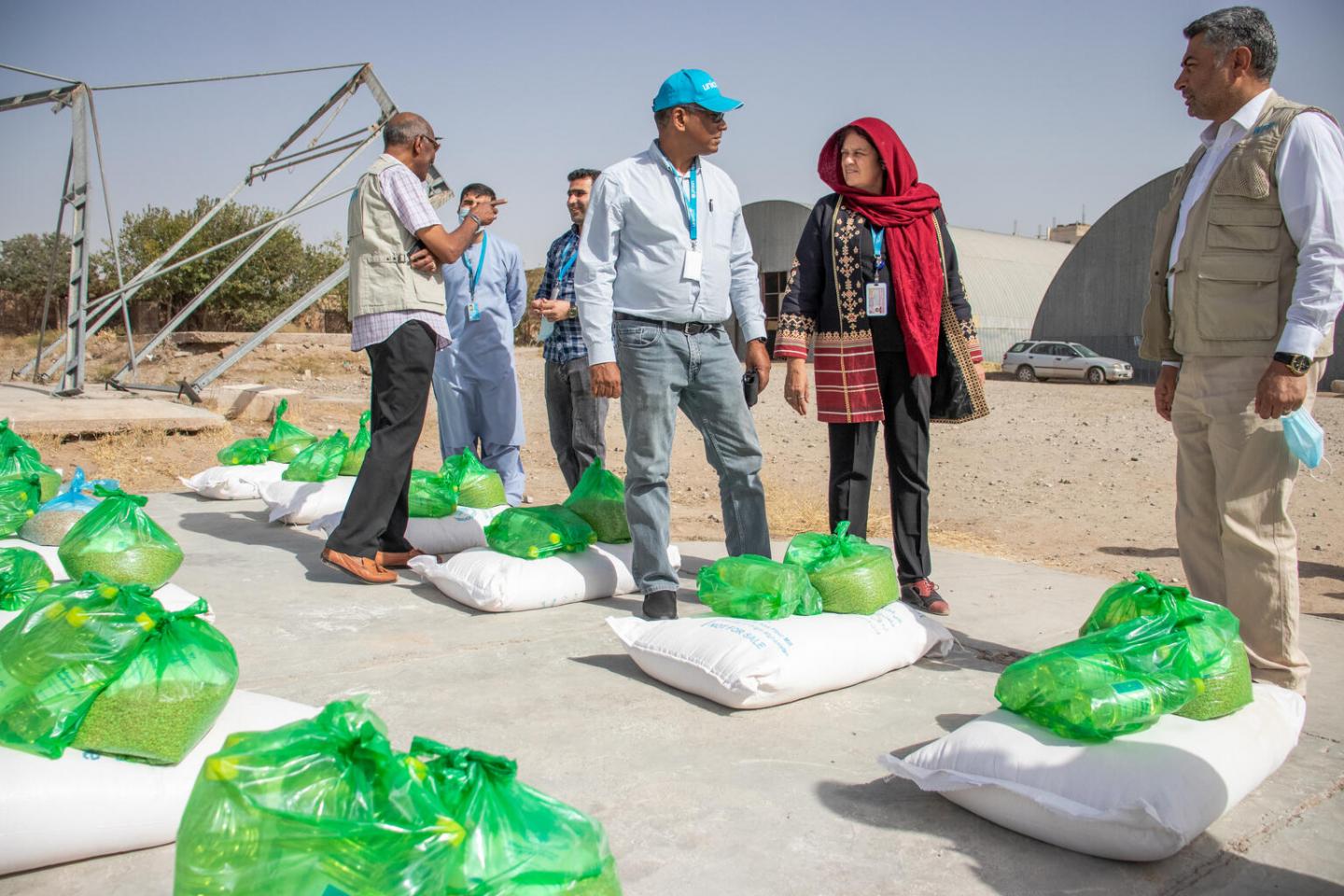 1,000 families receive relief aid in N. Afghanistan