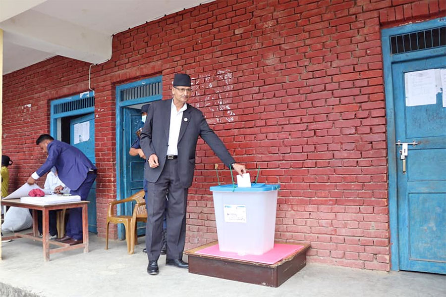 Speaker Sapkota cast his vote